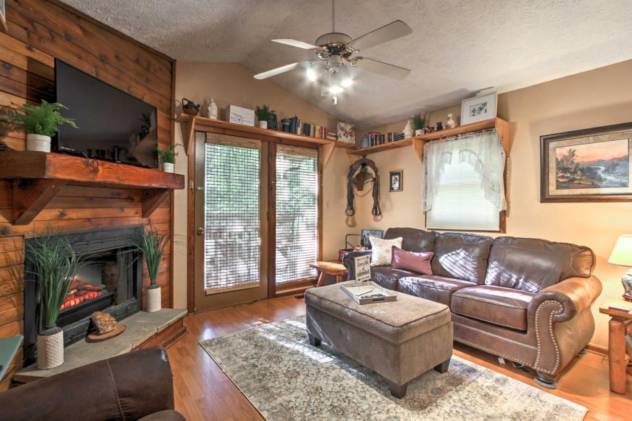 Gatlinburg Home With Hot Tub About 4 Mi To Town! Екстер'єр фото